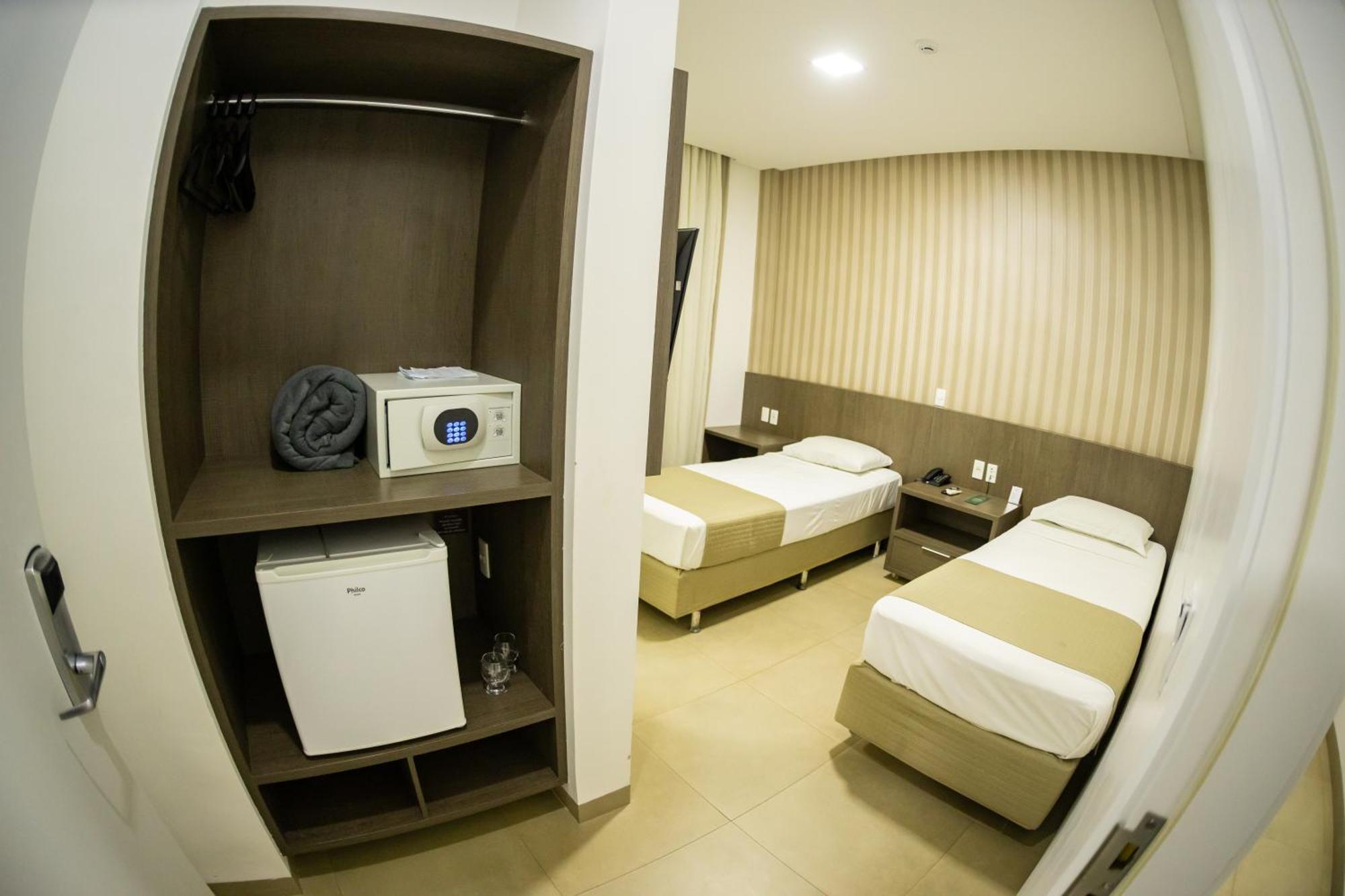 Brii Hotel Araguaína Buitenkant foto