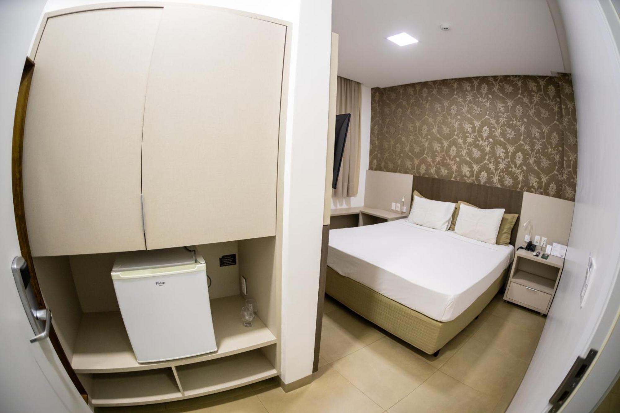 Brii Hotel Araguaína Buitenkant foto