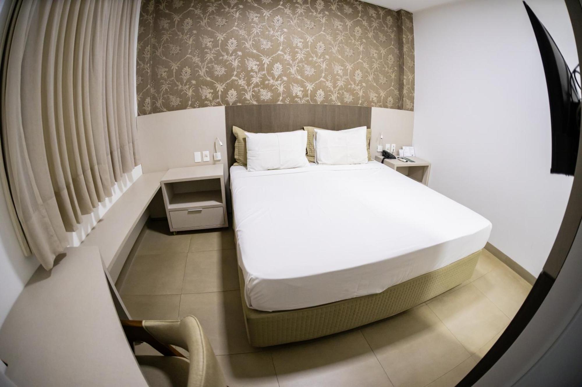Brii Hotel Araguaína Buitenkant foto