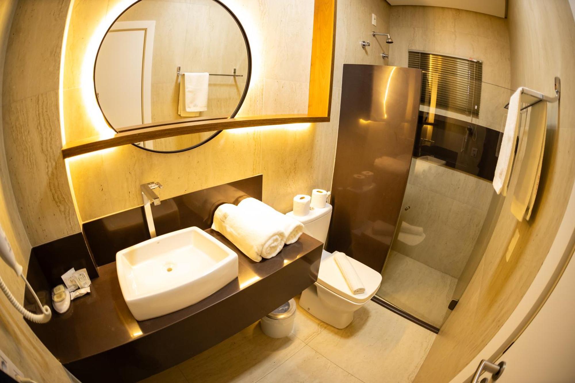 Brii Hotel Araguaína Buitenkant foto