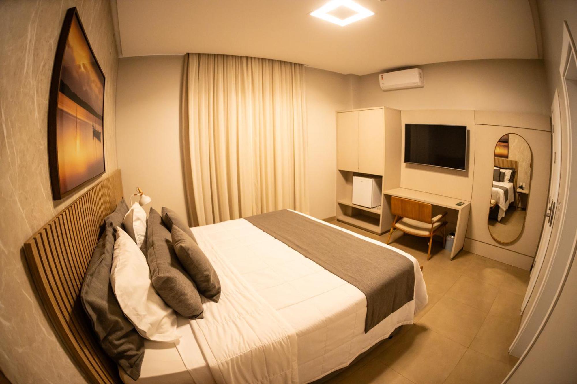 Brii Hotel Araguaína Buitenkant foto